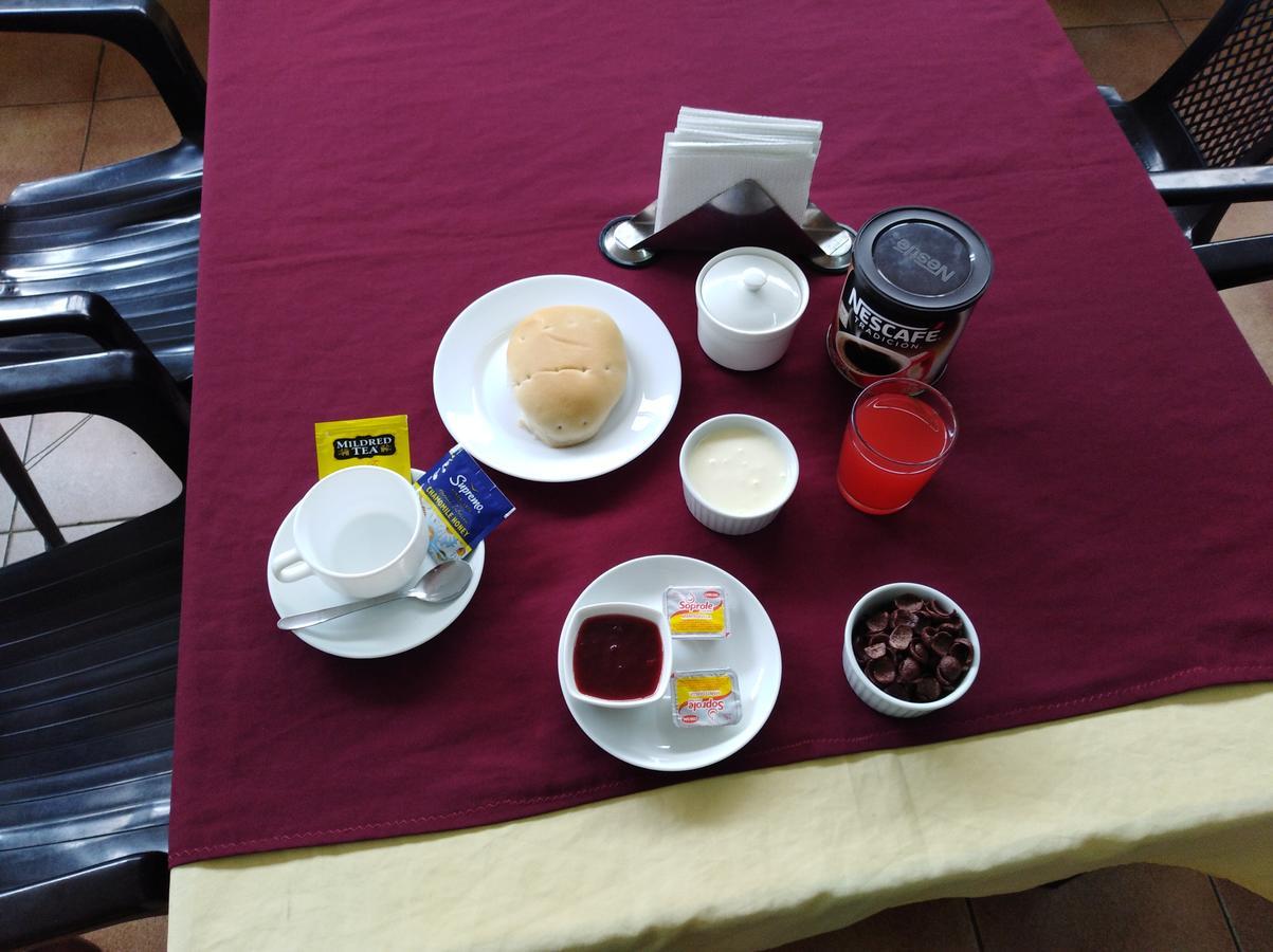 Hostal Rozal Spa Hospicio Iquique Eksteriør billede